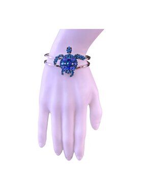 Silver Tone Womens Blue Rhinestone Turtle  Bracelet Adjustable Charm Jewelry